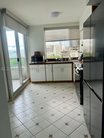 1541 Brickell Ave A1401, Miami, FL 33129