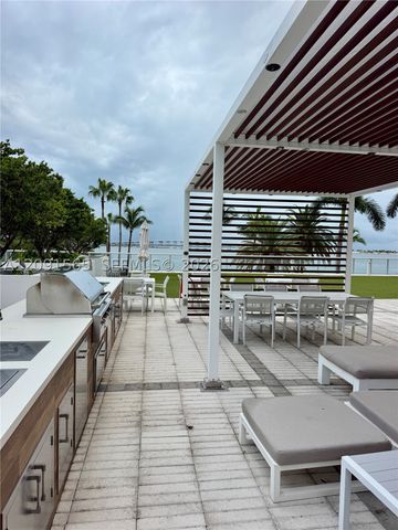 1541 Brickell Ave A1401, Miami, FL 33129