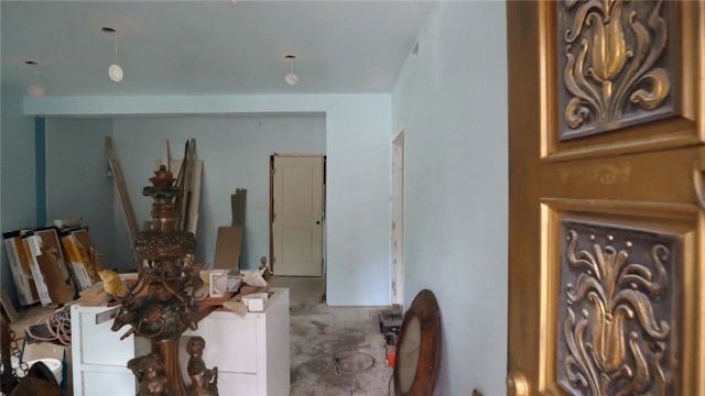 9928 Sunland Boulevard, Sunland, CA 91040