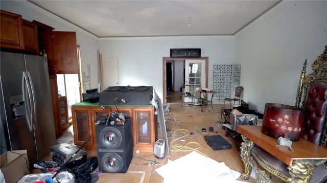 9928 Sunland Boulevard, Sunland, CA 91040