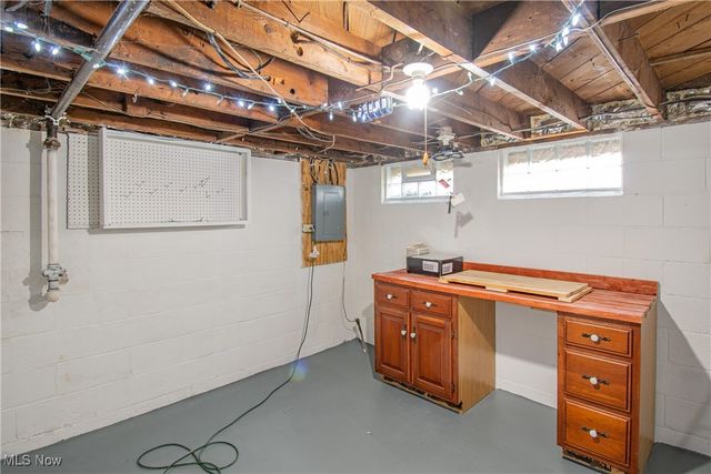 3539 Carper Avenue, Akron, OH 44312