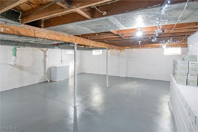 3539 Carper Avenue, Akron, OH 44312