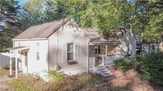 3539 Carper Avenue, Akron, OH 44312