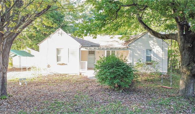 3539 Carper Avenue, Akron, OH 44312