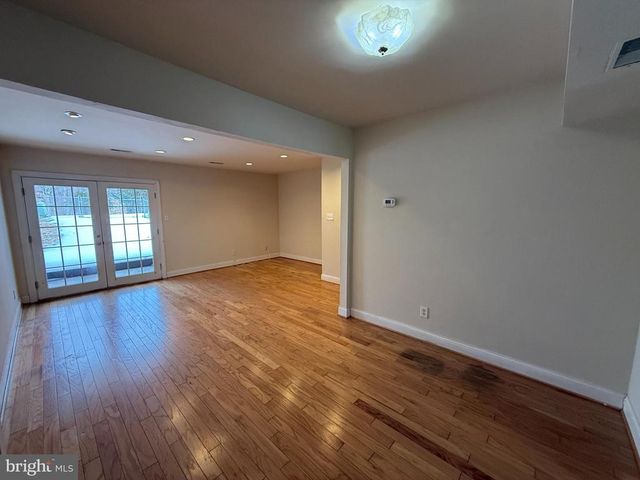 405 OLDE GREENWICH CIR, Fredericksburg, VA 22408