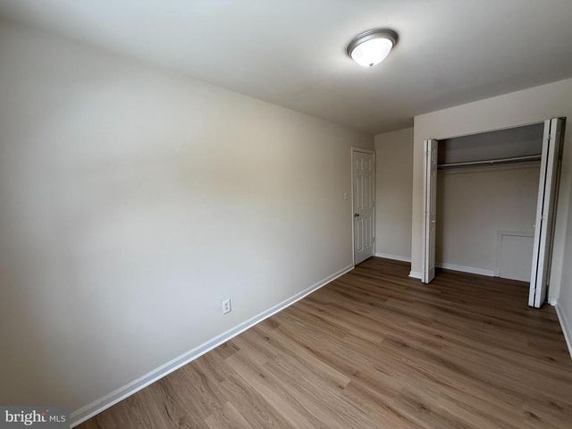 405 OLDE GREENWICH CIR, Fredericksburg, VA 22408