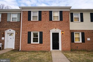 405 OLDE GREENWICH CIR, Fredericksburg, VA 22408