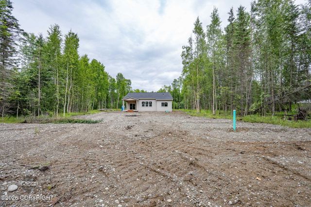 7662 S Fiskari Drive, Wasilla, AK 99623