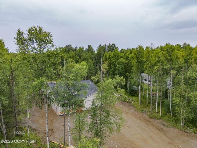 7662 S Fiskari Drive, Wasilla, AK 99623