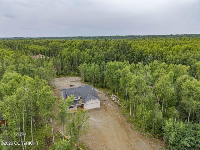 7662 S Fiskari Drive, Wasilla, AK 99623