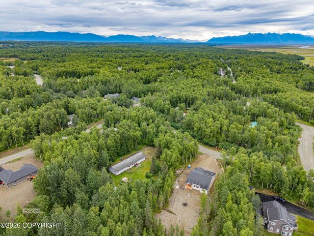 7662 S Fiskari Drive, Wasilla, AK 99623