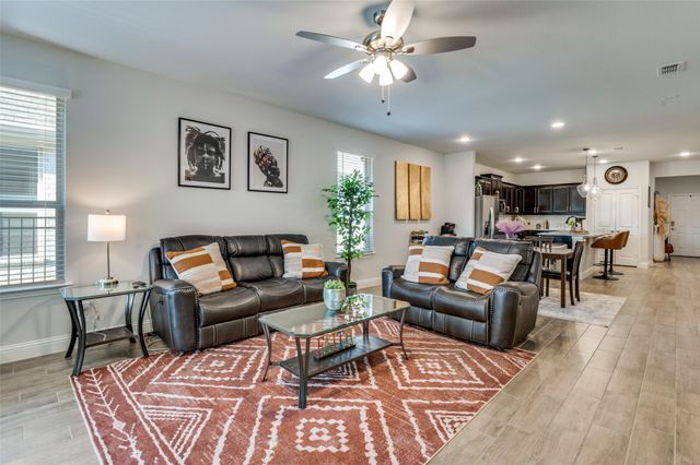 109 Foreman Drive, Midlothian, TX 76065