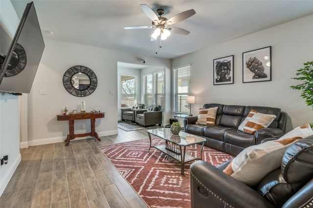 109 Foreman Drive, Midlothian, TX 76065