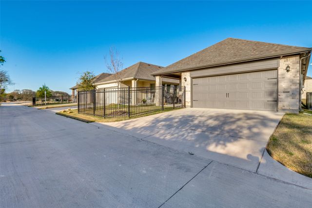 109 Foreman Drive, Midlothian, TX 76065