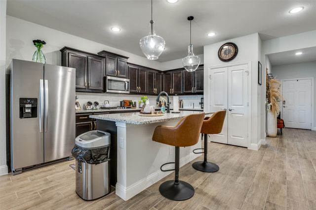 109 Foreman Drive, Midlothian, TX 76065