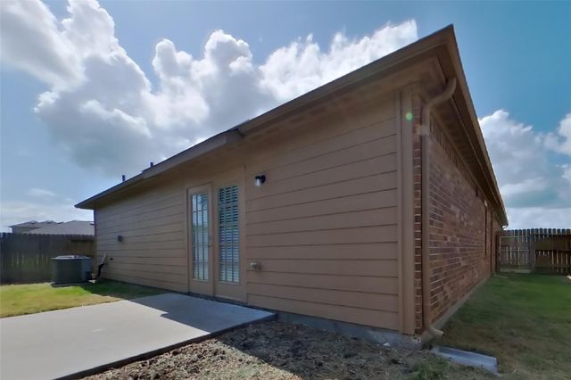 417 Palomino Stand Drive, La Marque, TX 77568
