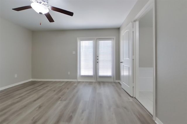 417 Palomino Stand Drive, La Marque, TX 77568