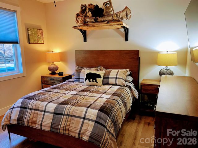 146 Red Hawk Knoll, Lake Lure, NC 28746