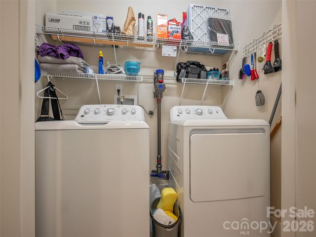 146 Red Hawk Knoll, Lake Lure, NC 28746