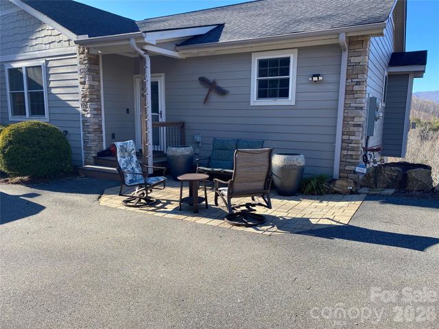 146 Red Hawk Knoll, Lake Lure, NC 28746