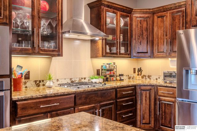 20919 Poppleton Circle, Elkhorn, NE 68022