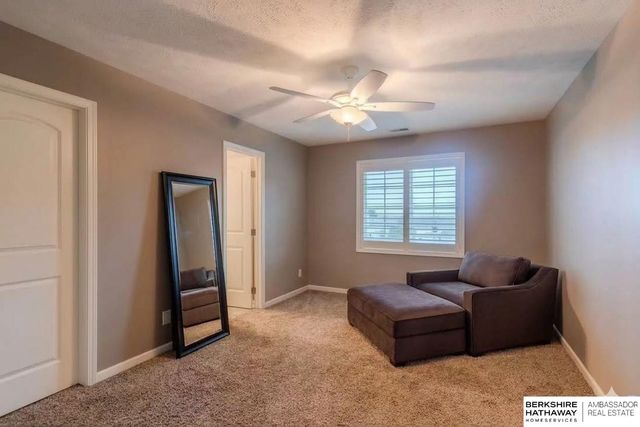 20919 Poppleton Circle, Elkhorn, NE 68022