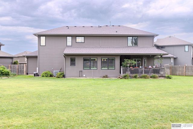 20919 Poppleton Circle, Elkhorn, NE 68022
