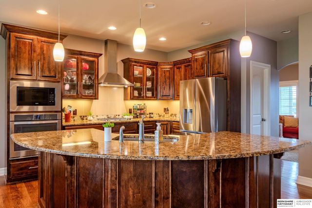 20919 Poppleton Circle, Elkhorn, NE 68022