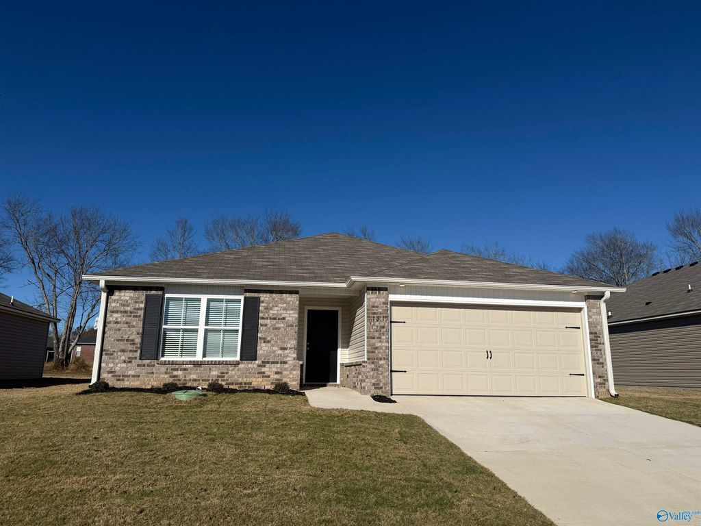 151 Olde Hearth Road, New Market, AL 35761