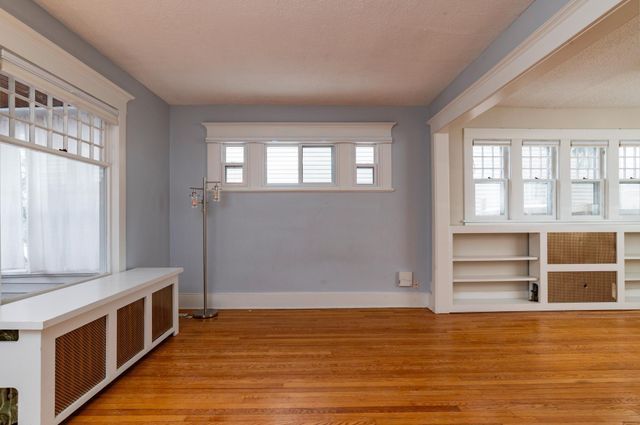 3502 Grand Avenue S, Minneapolis, MN 55408