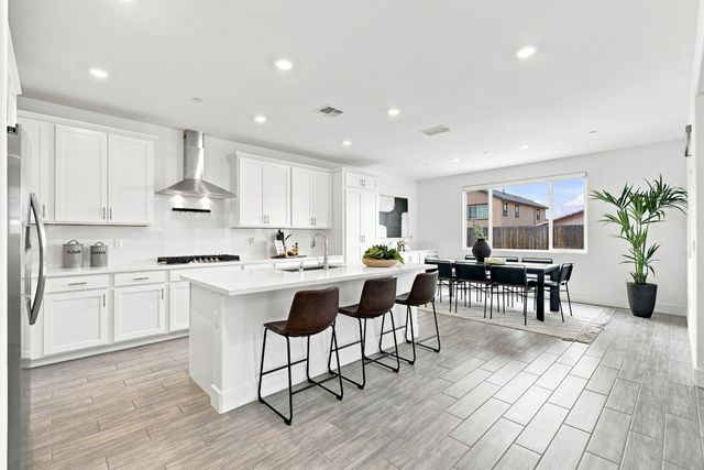 12676 Toucan Cir, Rancho Cordova, CA 95742