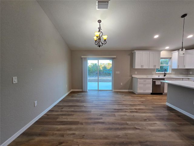 6 HICKORY TRACK DR, Ocala, FL 34472