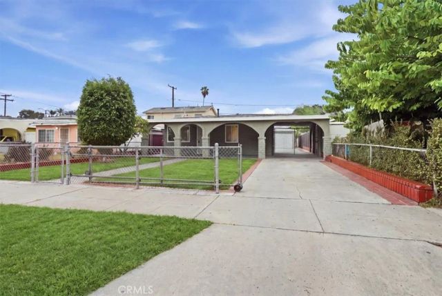 2470 Webster, Long Beach, CA 90810