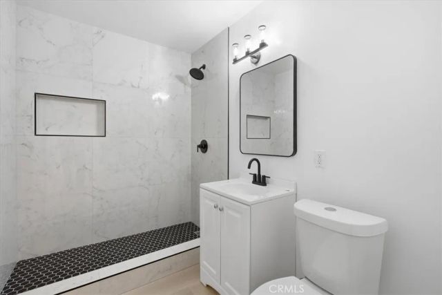 2470 Webster, Long Beach, CA 90810
