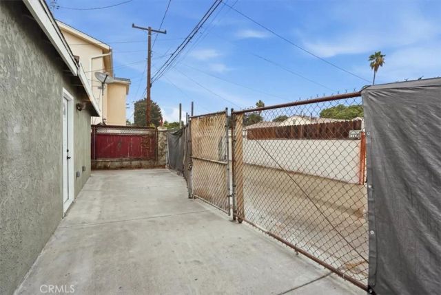 2470 Webster, Long Beach, CA 90810