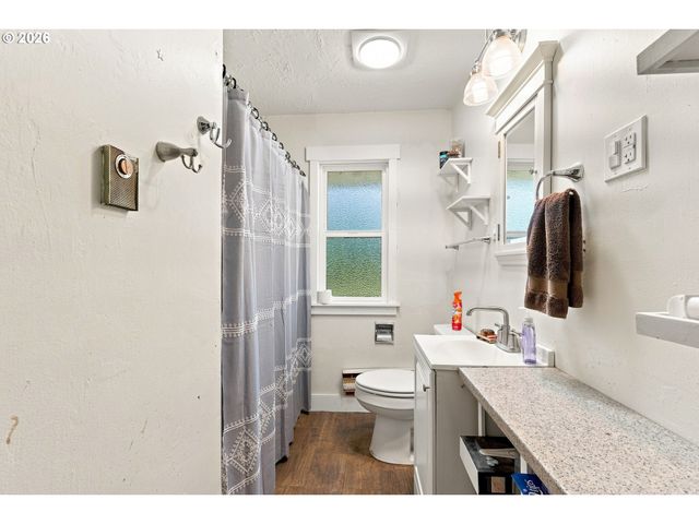 68763 WASSER Rd, Rainier, OR 97048