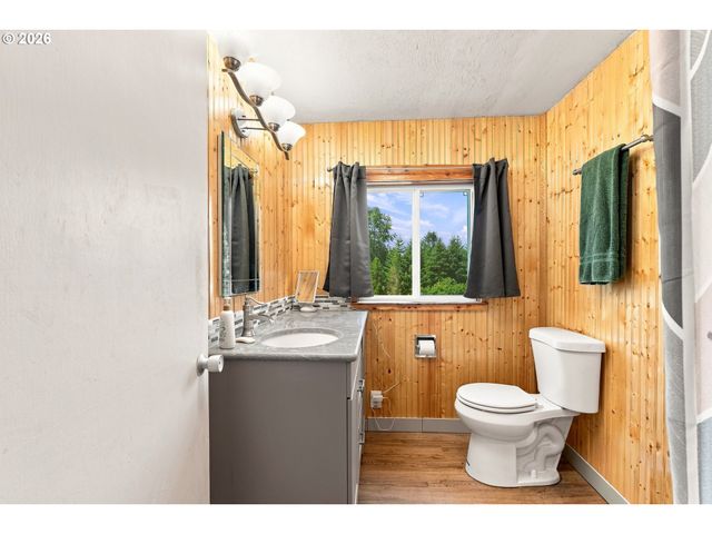 68763 WASSER Rd, Rainier, OR 97048