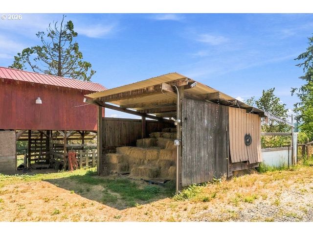 68763 WASSER Rd, Rainier, OR 97048