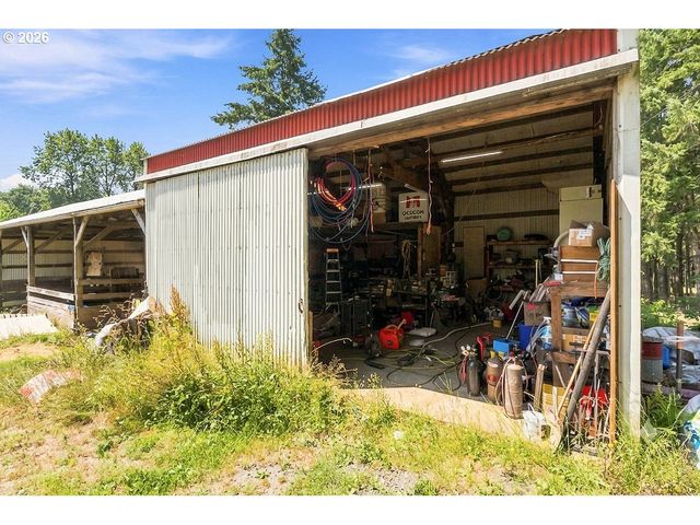 68763 WASSER Rd, Rainier, OR 97048
