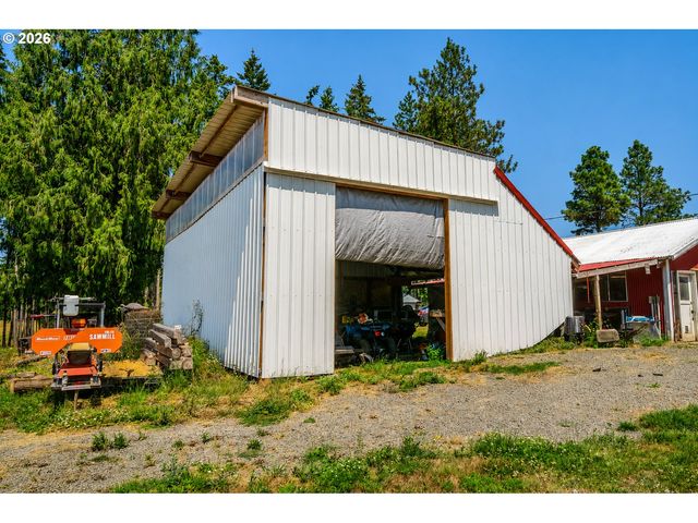 68763 WASSER Rd, Rainier, OR 97048