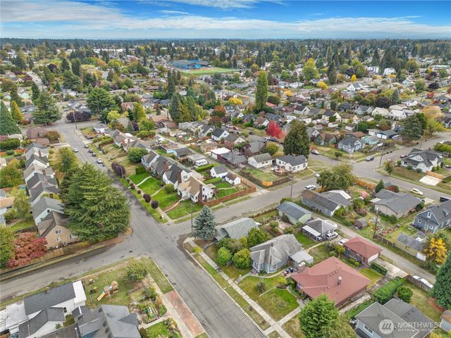 402 S 58th Street, Tacoma, WA 98408