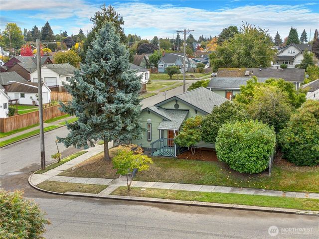 402 S 58th Street, Tacoma, WA 98408