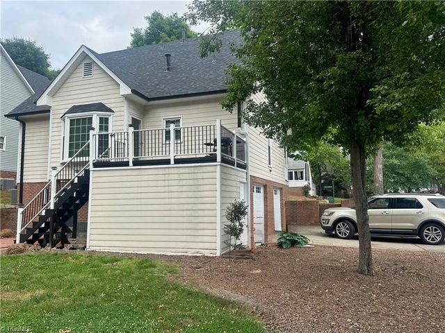 4116 Moss Brook Drive, Winston-salem, NC 27127