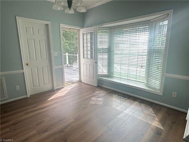 4116 Moss Brook Drive, Winston-salem, NC 27127