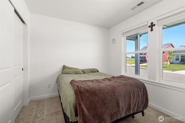 401 Cardinal Avenue, Winlock, WA 98596