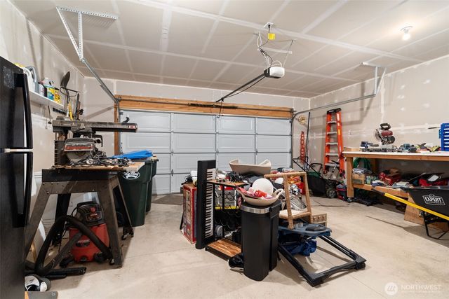 401 Cardinal Avenue, Winlock, WA 98596