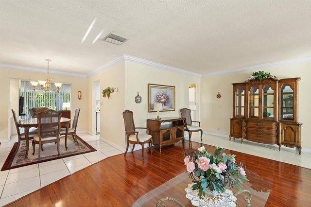4915 NW 51st Avenue NW, Tamarac, FL 33319