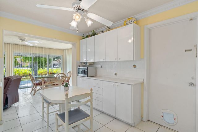 4915 NW 51st Avenue NW, Tamarac, FL 33319