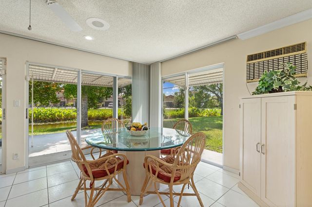 4915 NW 51st Avenue NW, Tamarac, FL 33319