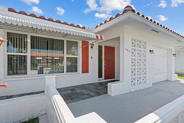 4915 NW 51st Avenue NW, Tamarac, FL 33319